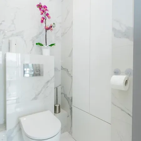 Wagonowa Premium Chopin Airport Apartment Warsaw