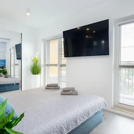 Wagonowa Premium Chopin Airport Apartment